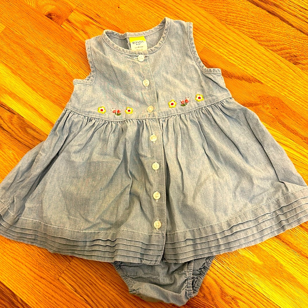 Vintage Old Navy embroidered chambray dress size 12-18mo